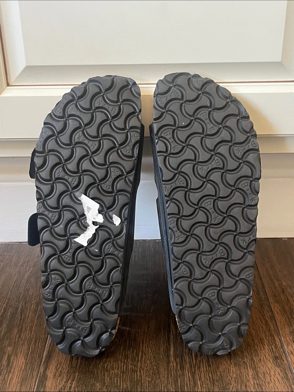 NWT BIRKENSTOCK Oiled Arizona Soft Footbed Sandals